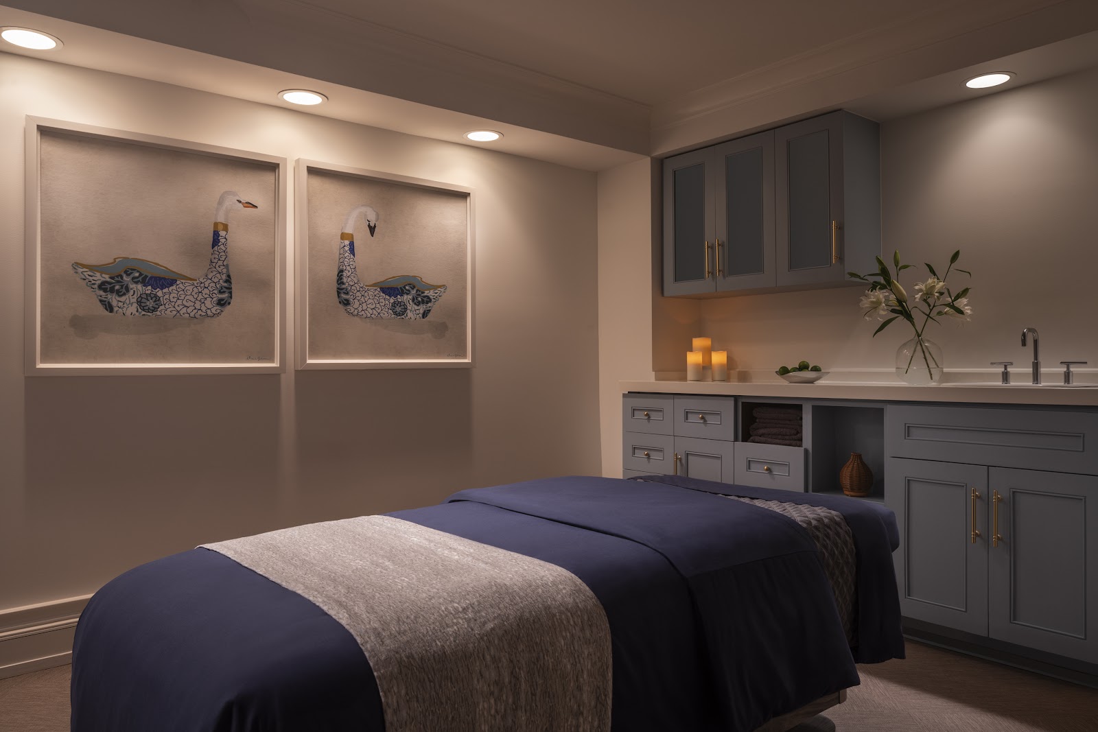 Ocean Tides Spa logo